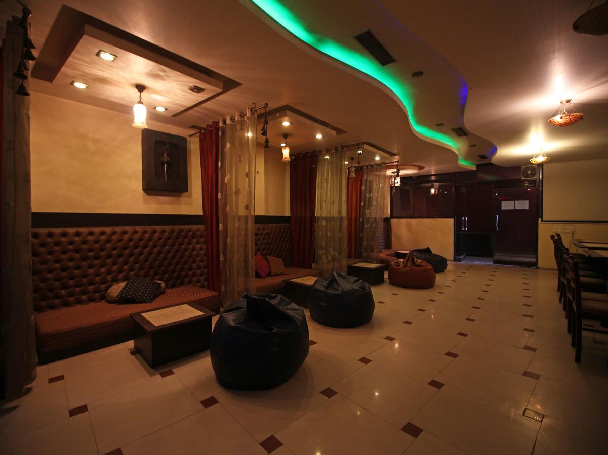 Oyo 8132 Hotel Kukreja Dehradun Eksteriør bilde