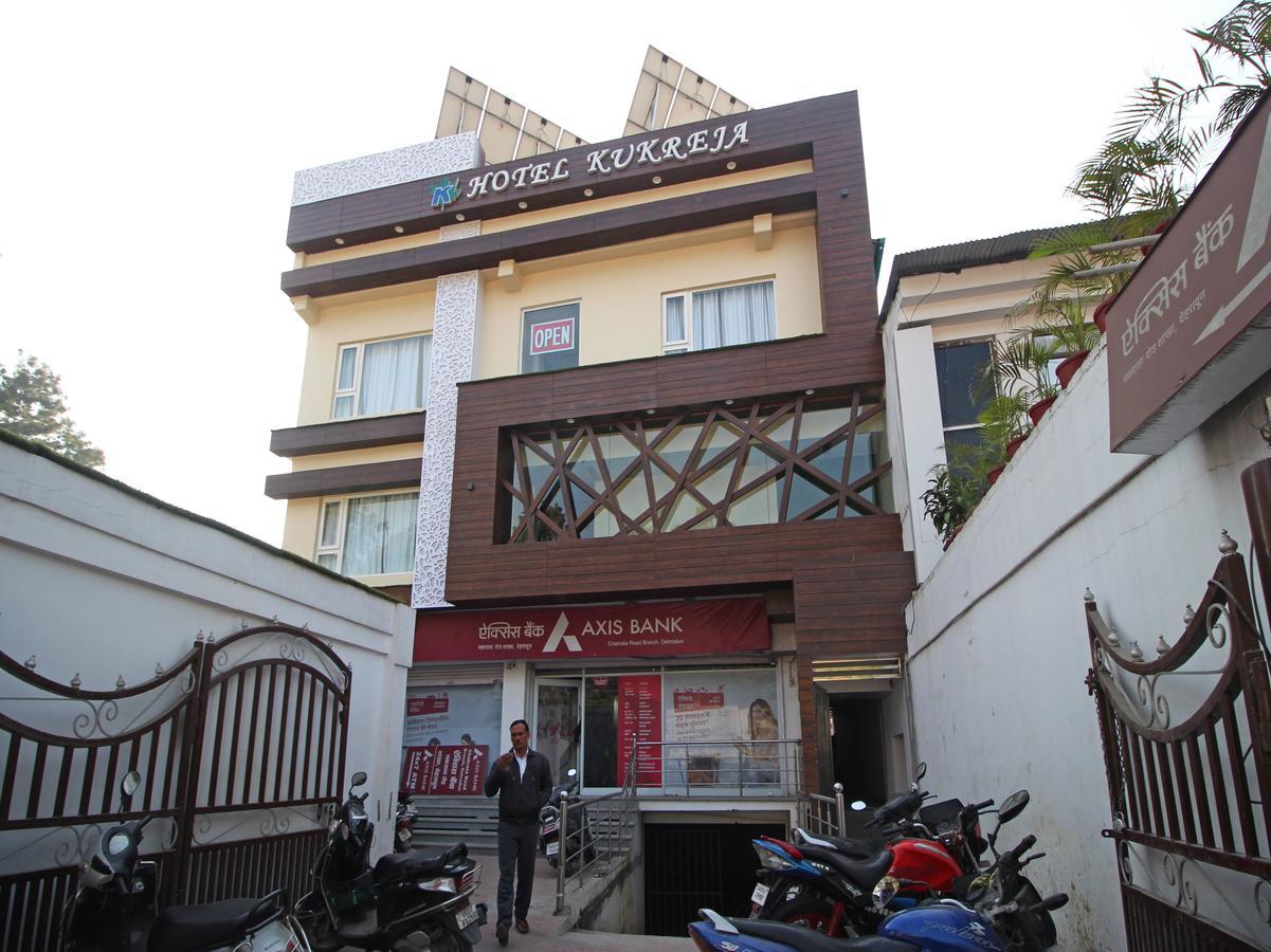 Oyo 8132 Hotel Kukreja Dehradun Eksteriør bilde