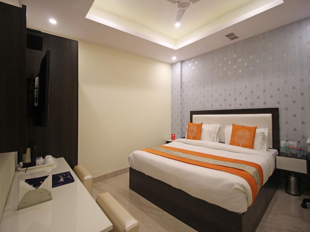 Oyo 8132 Hotel Kukreja Dehradun Eksteriør bilde