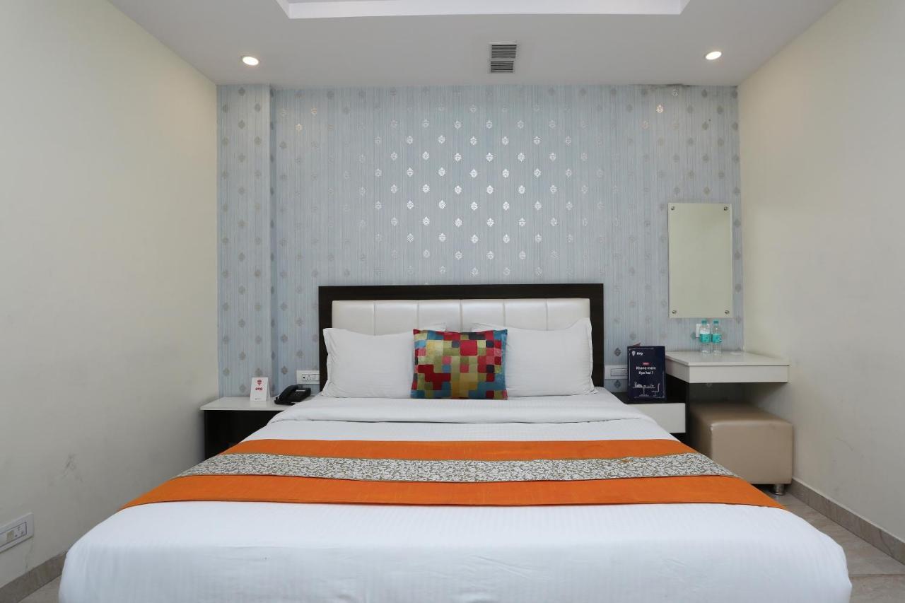 Oyo 8132 Hotel Kukreja Dehradun Eksteriør bilde
