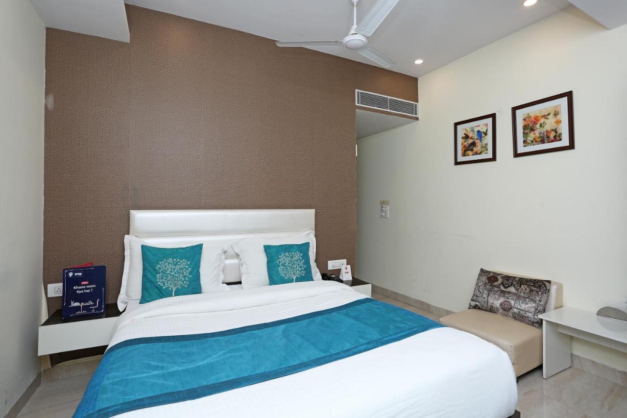 Oyo 8132 Hotel Kukreja Dehradun Eksteriør bilde